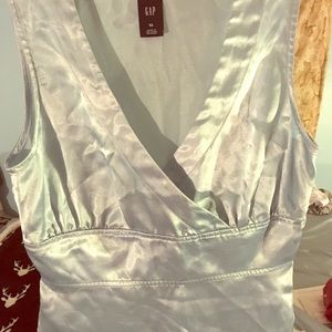 Gap silky top